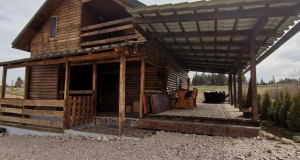 REPORTAJ: Cabana Căsuța de Munte din comuna Mărișel, jud. Cluj, este un loc de vis unde să vă relaxați, petreceți  vacanța alături de prieteni, familie și cei  dragi, dispunând de un adevărat confort. (EXCLUSIV- GALERIE FOTO)