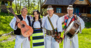 Interpreta de muzică populară maramureșeancă Nițuca Iusco alături Grupul Iza a lansat de Sărbătoarea Învierii Domnului Iisus Hristos (Paști) un colaj de cântece în memoria regretatei Titiana Mihali- Colajul “Cântece în memoria regretatei Titiana Mihali”are 6 melodii deosebite  care au fost filmate în satul Breb și la Muntele Pietrosu Rodnei din Borșa. (GALERIE FOTO)