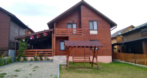 Cabana Luna din satul de vacanță Băile Figa, jud. Bistrița Năsăud, este locul ideal pentru o vacanță de vis, alături de prieteni și cei  dragi, având parte de un sejur de neuitat. (EXCLUSIV- GALERIE FOTO)