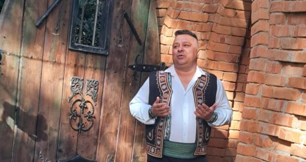„Frunzulițe foi ca gheața”este o melodie de suflet a interpretului de muzică populară MARCEL DE LA LIȘTEAVA. (EXCLUSIV-GALERIE FOTO) 